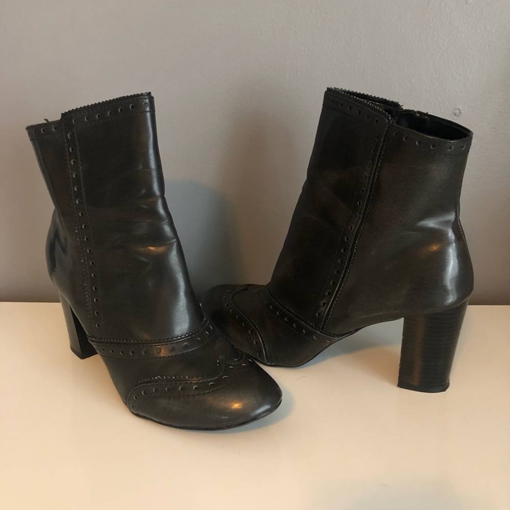 Fiona grey sienna heeled boot. Size 10